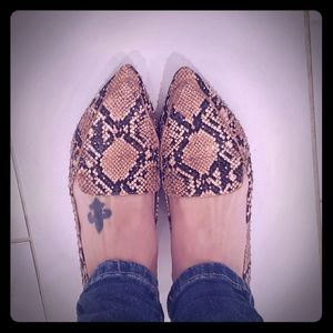 Steve Madden Feather-S Flats